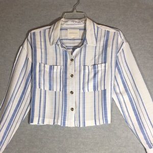 AEROPOSTALE Cruise Beachy Vacation Pool Striped Crop Shirt w/Contrasting Buttons